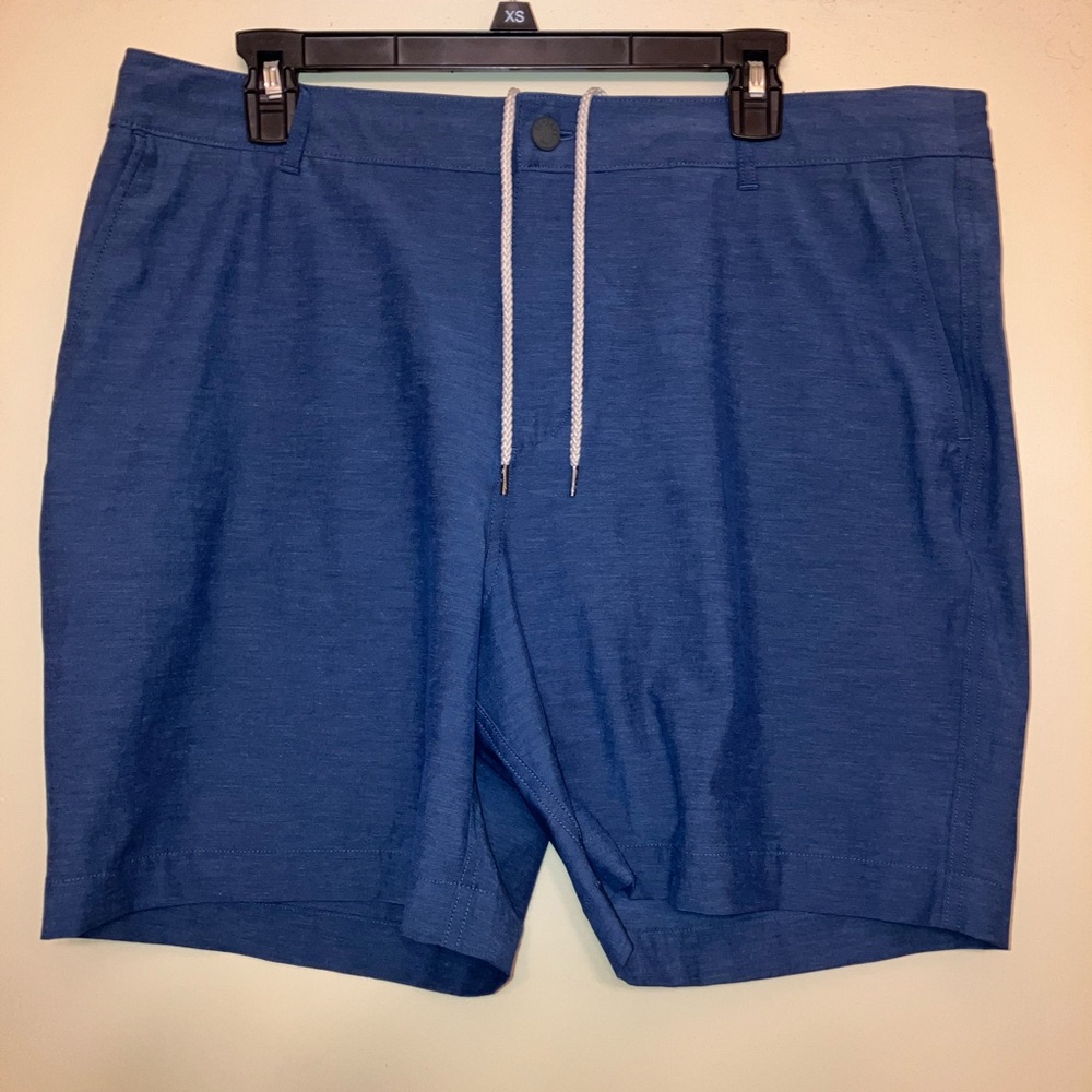 Faherty Men's Belt Loop All Day Shorts Sz 36 7” inseam Navy Blue Performance